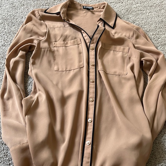 Express button down size xs - Picture 2 of 3